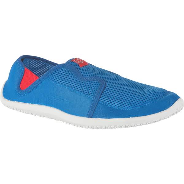 Тапочки коралловые для взрослых сине-красные AQUASHOES 120 Subea